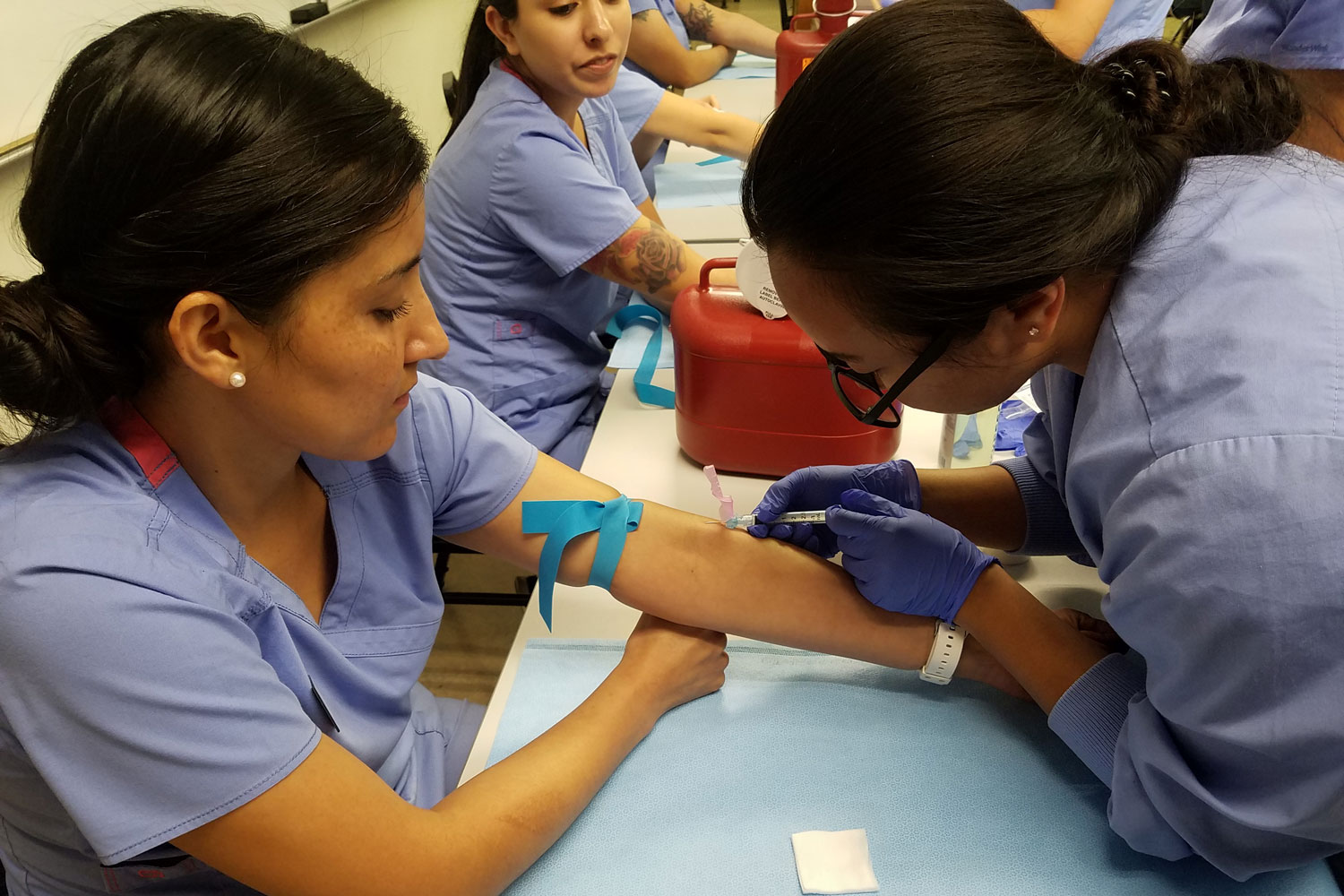 Why Joining a Medical Assistant Program In Arizona Can Be Helpful?